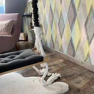 Apartament No.813 