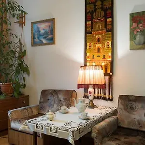 Apartament Feel The Old Socialist Style